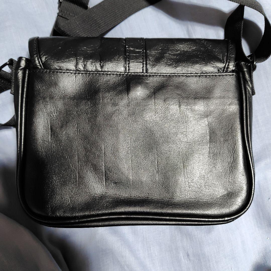 合成皮革　新品