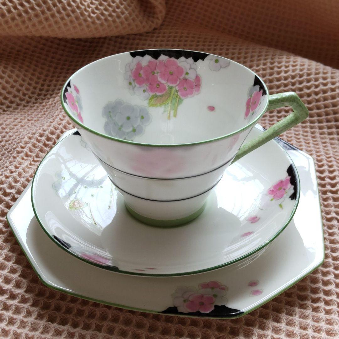 アンティーク　パラゴントリオ