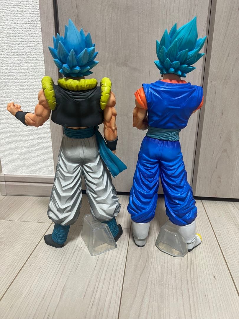 エクストリームサイヤン ベジットブルー ゴジータブルー フィギュア