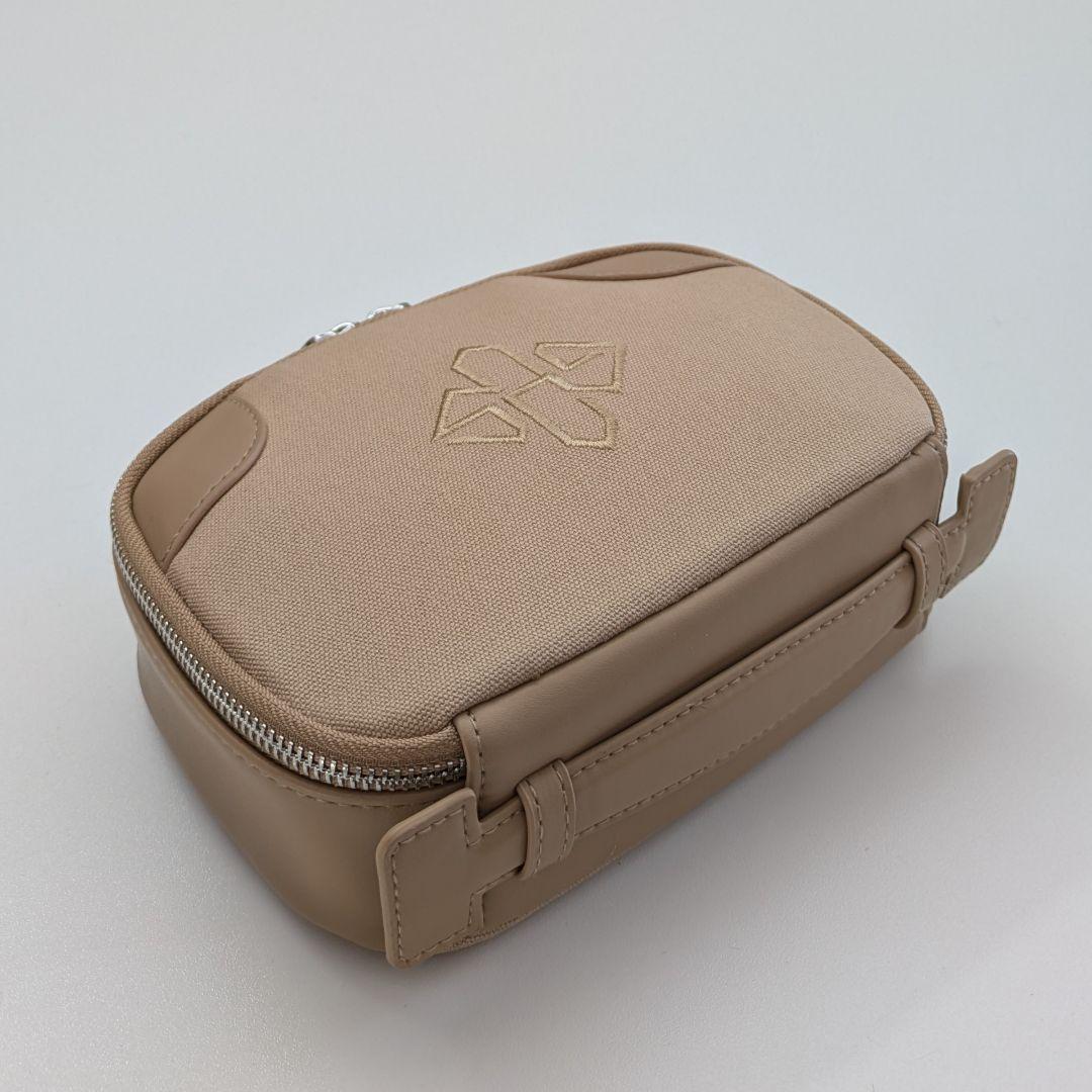 【新品・未使用】エッティンガー　トラベルポーチ　化粧ポーチ　ベージュ　４個セット