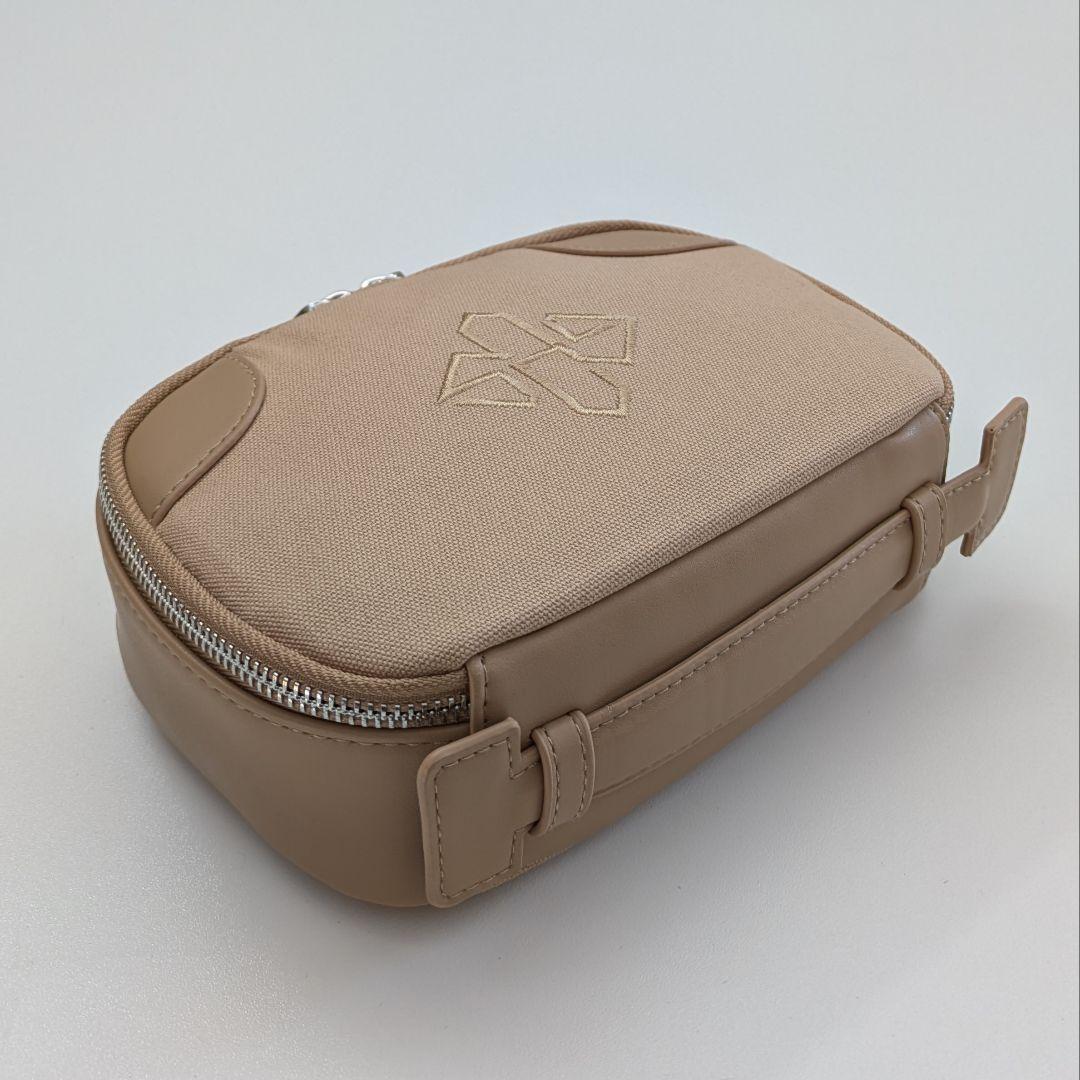 【新品・未使用】エッティンガー　トラベルポーチ　化粧ポーチ　ベージュ　４個セット