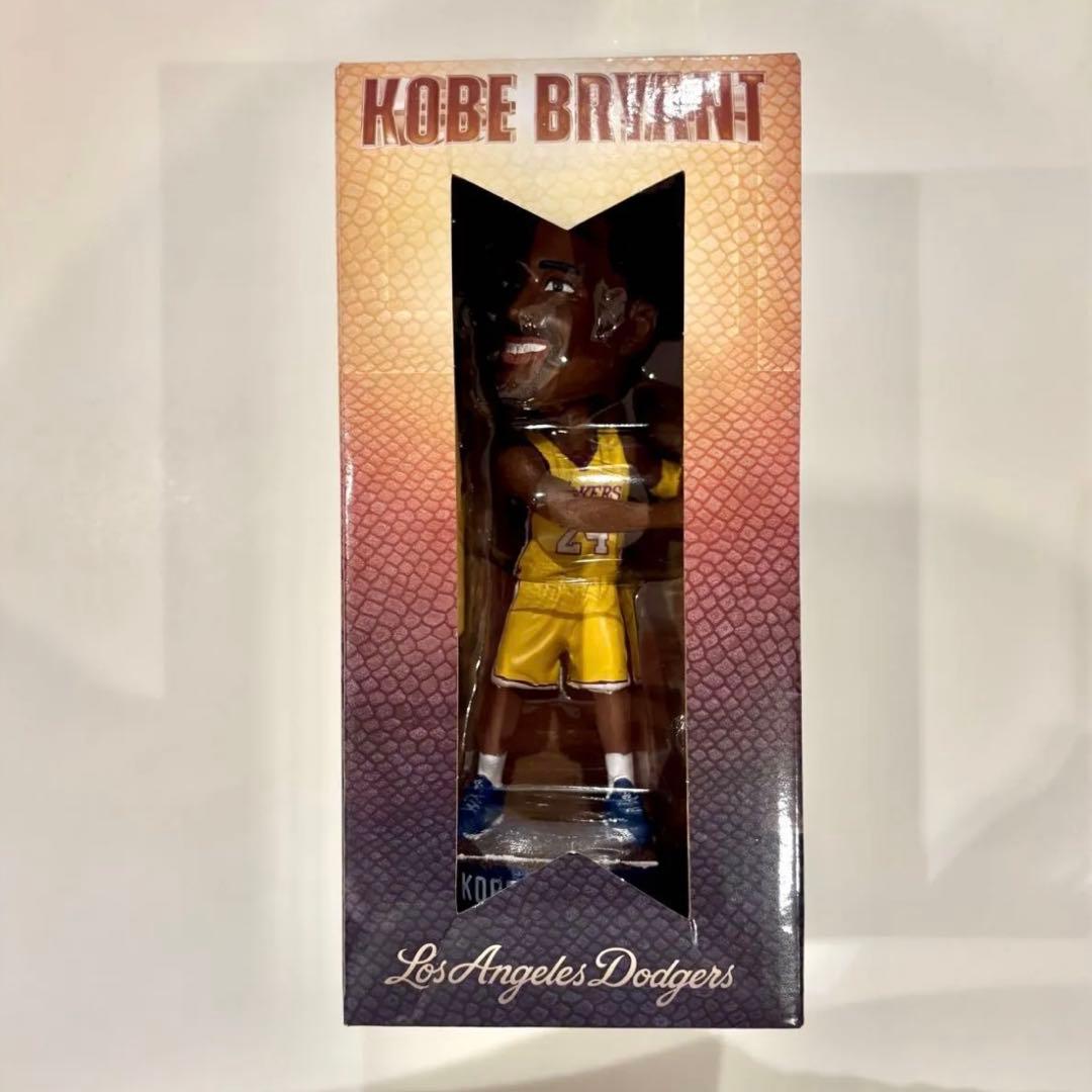 【非売品／新品】ドジャース球場配布品「コービー・ブライアント ボブルヘッド」