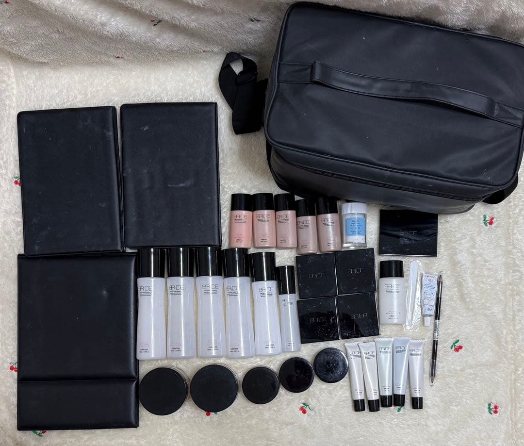 ブリディエ クリエーヌ化粧品 プロ用メイク道具 美容専門学校 メイク検定