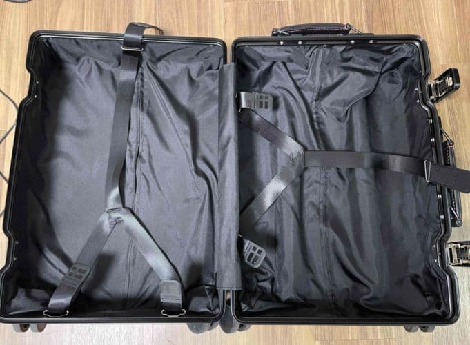 inv1811 イノベーター　アルミキャリーケース36L