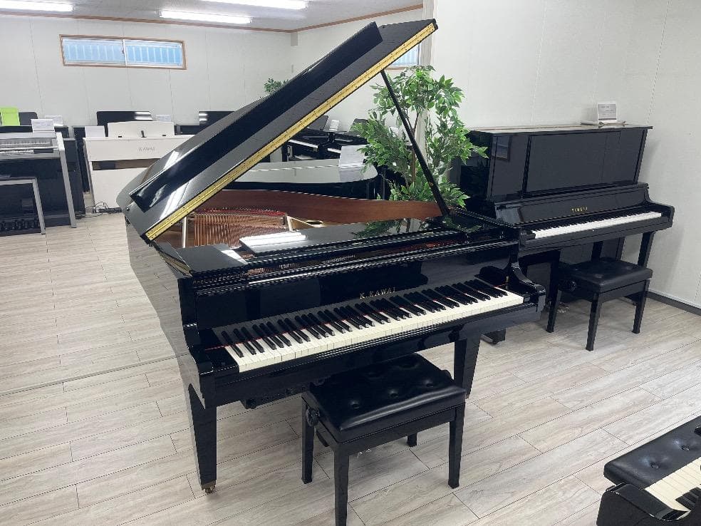 ★55068【グランドピアノ】KAWAI　GE20　消音機能付き