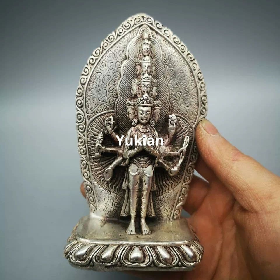 銅細工 八臂十一面観音像 仏像 装飾品 工芸品 美術品 置物