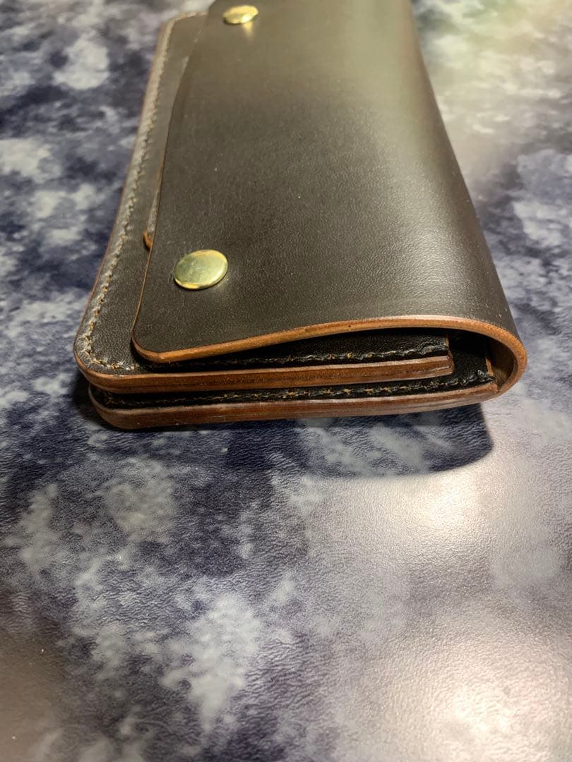 トラッカーウォレット　新喜皮革茶芯ホースバット製　アウトレット品
