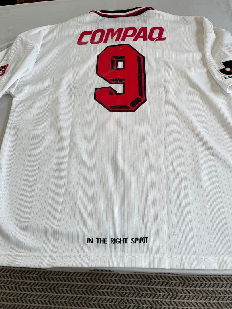 【美品 貴重】1997年 浦和レッズ アウェイ ユニフォーム NO.9サイズXL