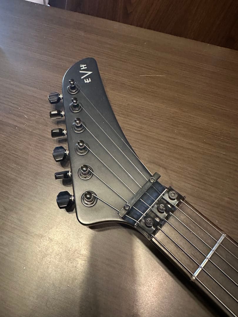 美品　EVH エレキギター マットブラック　5150 VAN HALEN