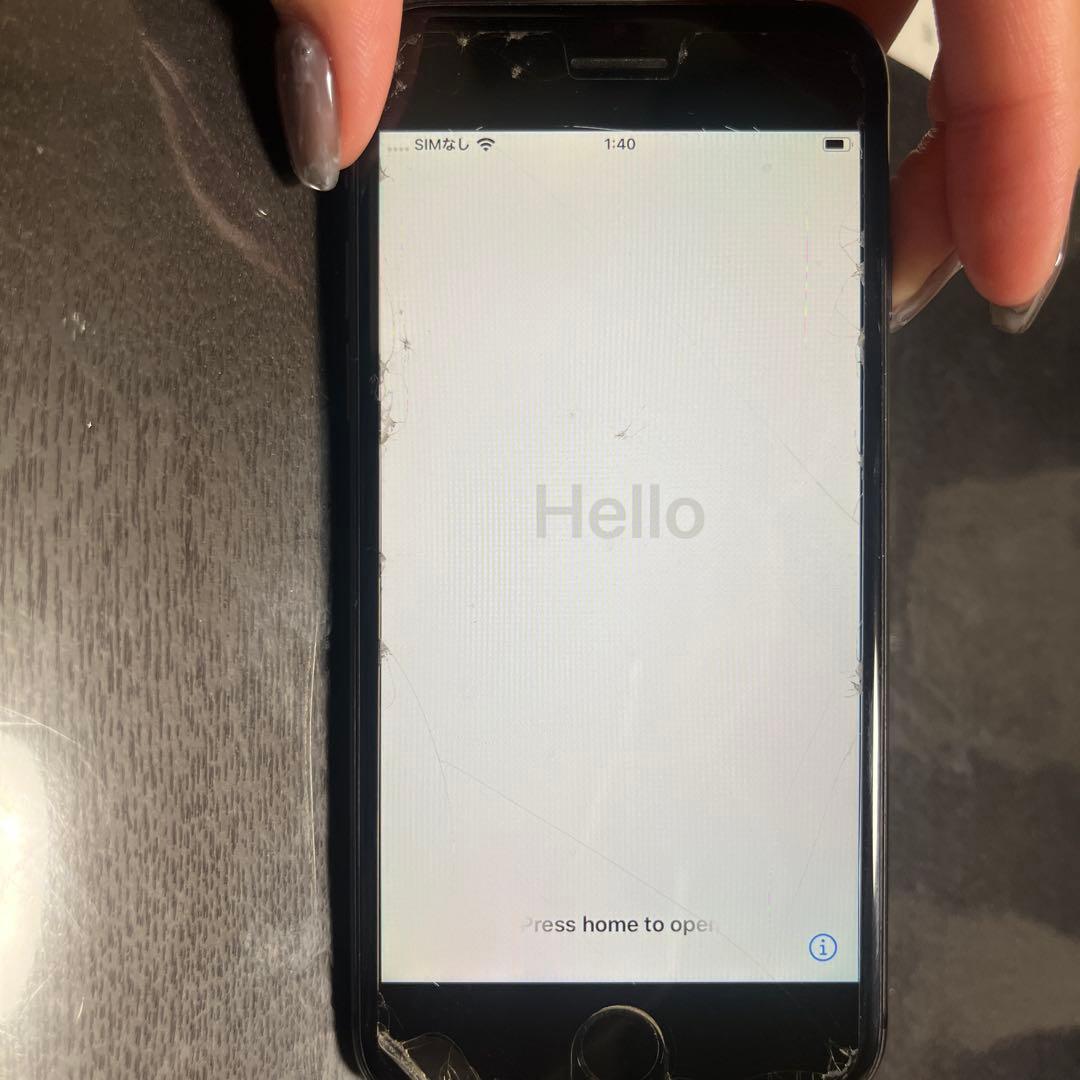 携帯電話本体 iPhone8