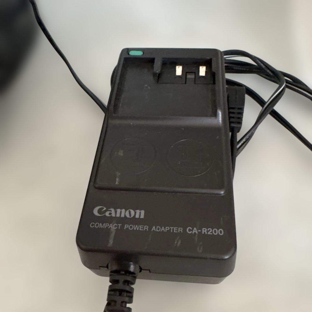 キヤノン　MOVIE BOY L1 （Hi8ビデオカメラ）　完動品　再生機として