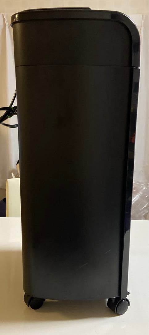 オートフィード　シュレッダー　ブラック