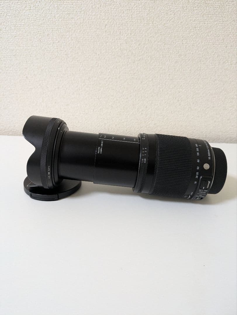 SIGMA　16-300mm　3.5-6.3 DC 72mm