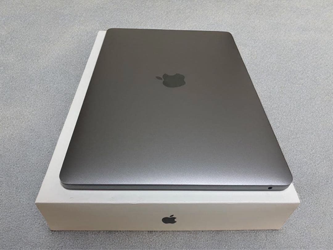 MacBook本体 Macbook pro 2017 core i7 ram 16 SSD