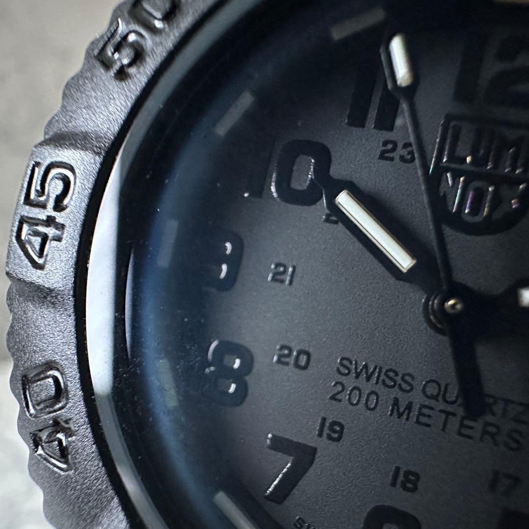 美品 Luminox ルミノックス ブラックアウト 7050 SERIES