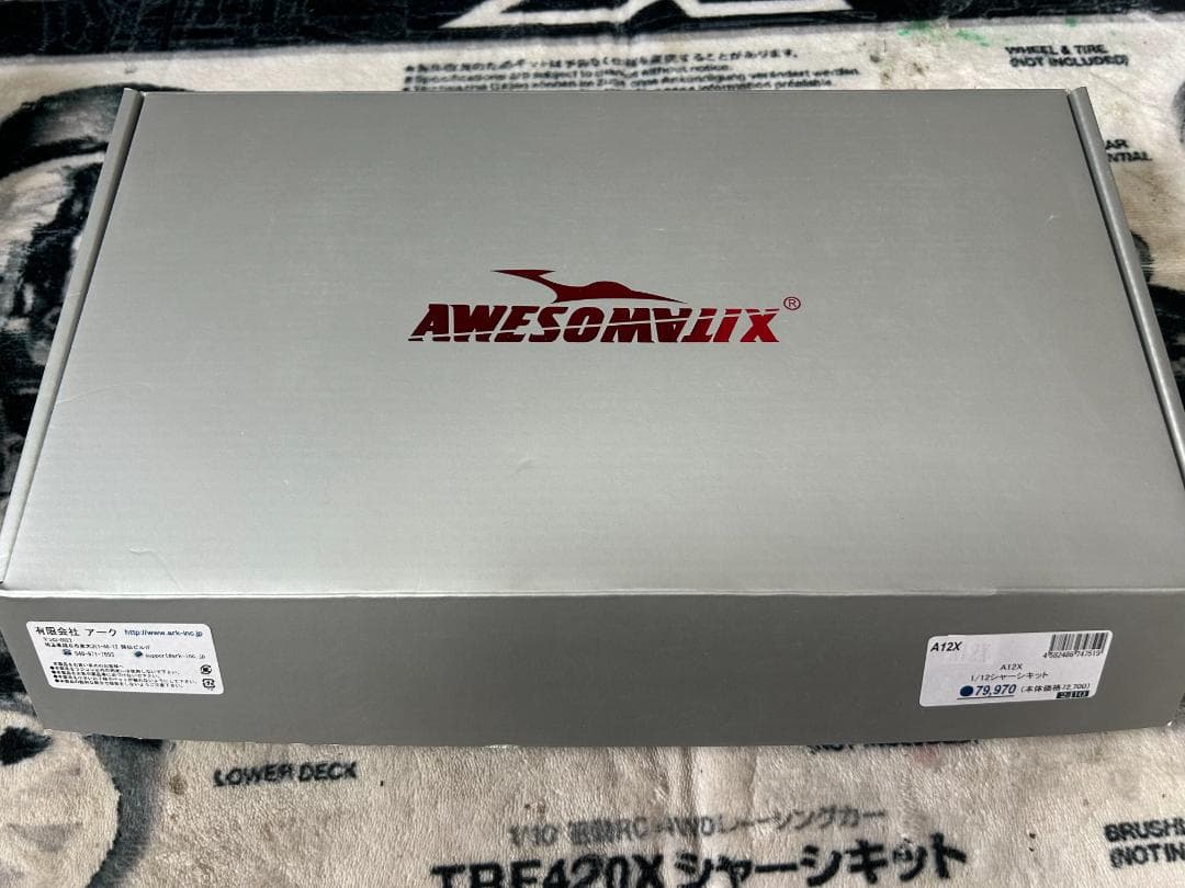 AWESOMETIX　 A12X　1/12電動レーシングカー　未走行