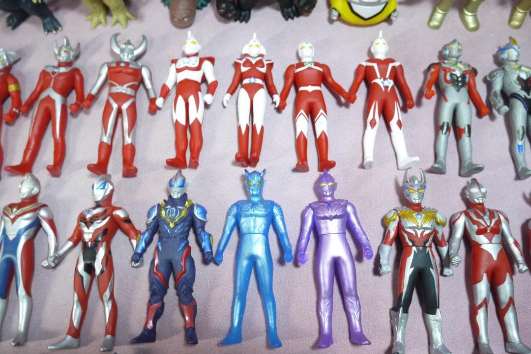 ウルトラヒーローシリーズ500　ウルトラ怪獣シリーズ500　ソフビ　69体