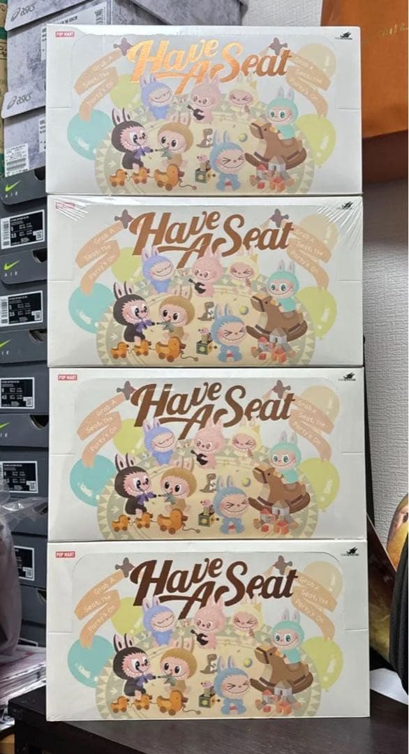 THE MONSTERS Have a Seat ぬいぐるみ シリーズ 4BOX