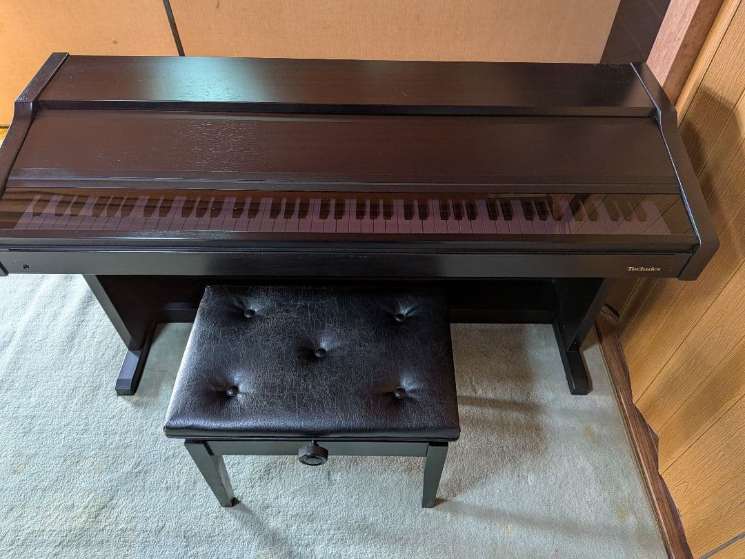 Technics PR300 　PCMデジタルピアノ