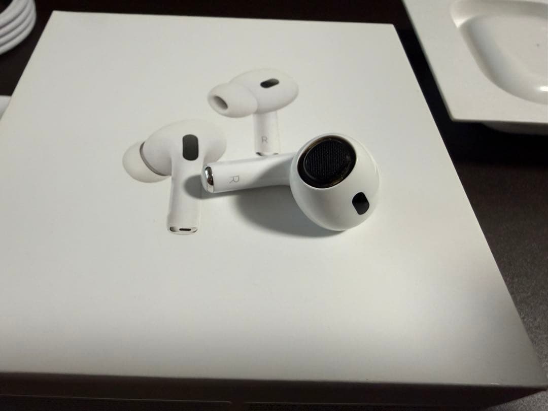 AirPods Pro 2 MagSafe充電ケースUSB-C MTJV3J/A