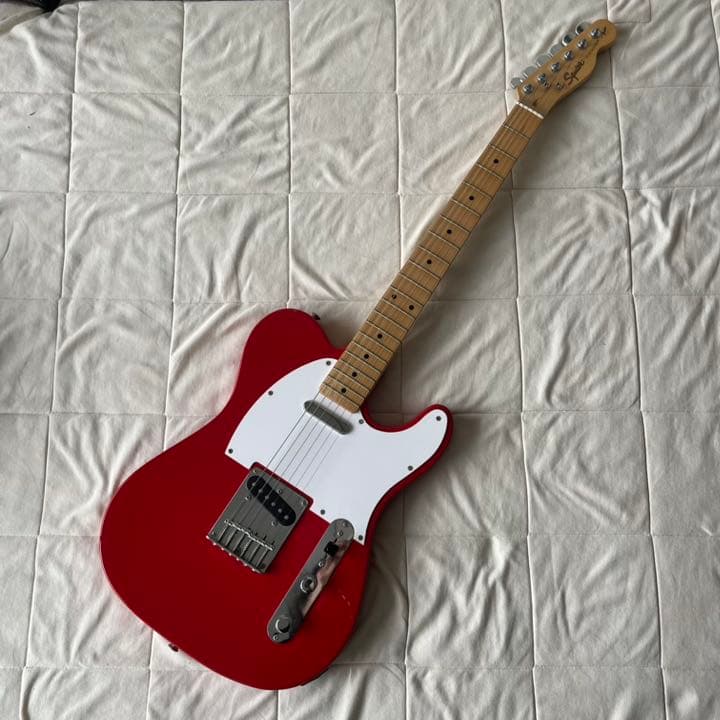 未使用に近い　難あり　Squier テレキャスター エレキギター　赤
