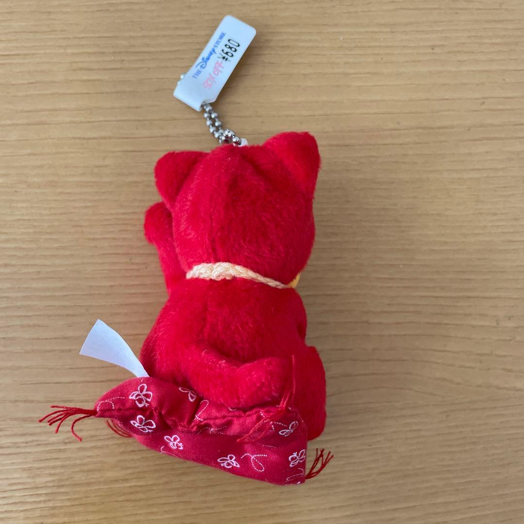 ディズニーストア　プーさん　招き猫　キーホルダーマスコット