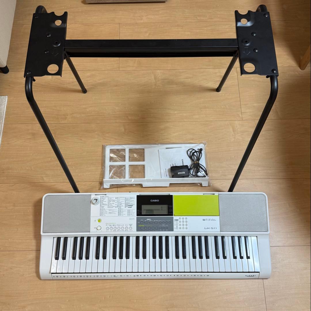 CASIO LK-511 61鍵 ホワイト キーボード