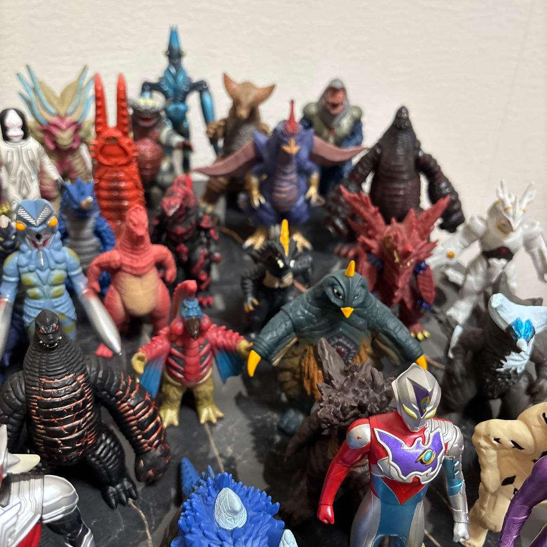 ウルトラマン　フィギア　怪獣　大量　まとめ売り