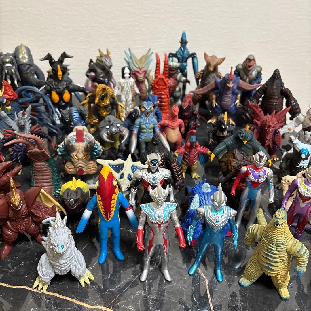 ウルトラマン　フィギア　怪獣　大量　まとめ売り
