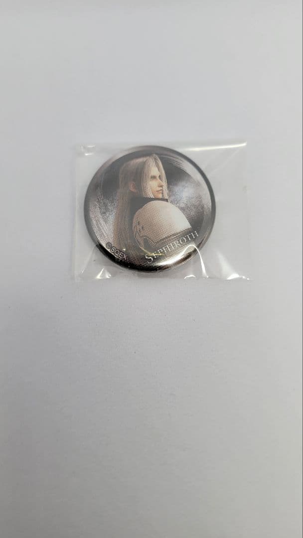 FF7 ファイナルファンタジー7 メタリック缶バッジ グッズ クラウド エアリス