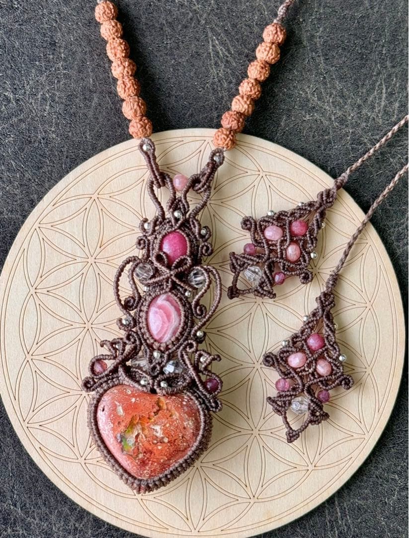 専用ぺージ♡カンテラオパール＆インカローズ＆インペリアルロードナイトのネックレス