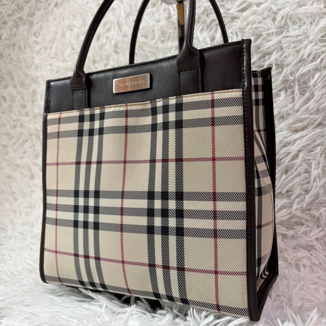 ✨極美品✨バーバリー ハンドバッグ ノバチェック ロゴプレート レザー×PVC