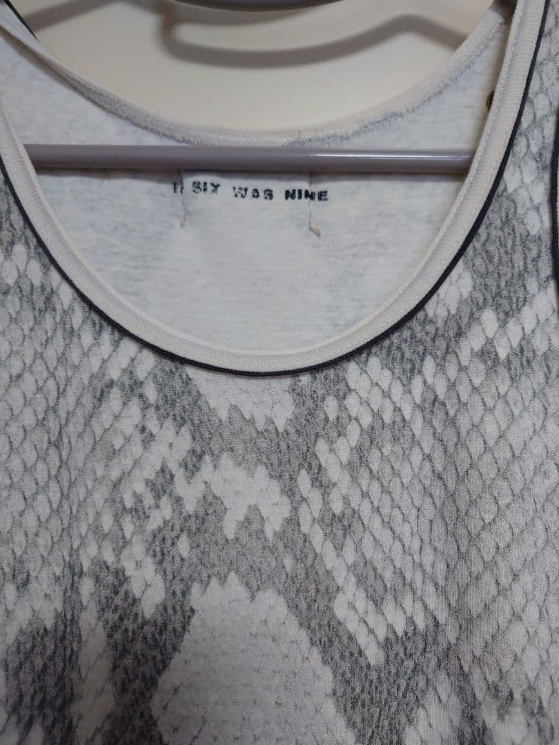 IFSIX WAS NINE ヘビ柄 タンクトップ