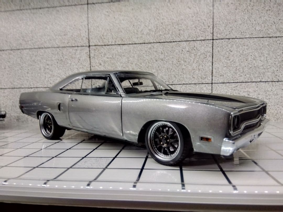 1/18 グリーンライト 1970 Plymouth Road Runner