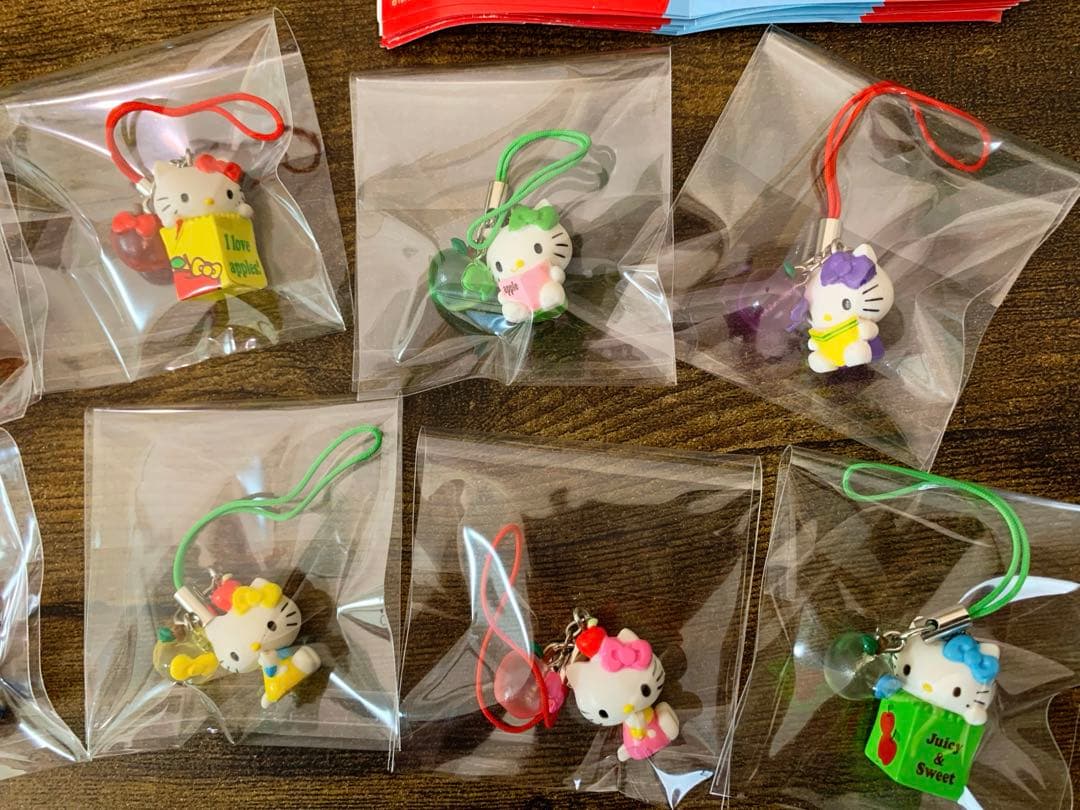 み*き様 ★希少★レア多数　ご当地キティ　フルーツ　根付　ストラップ　非売品　ま