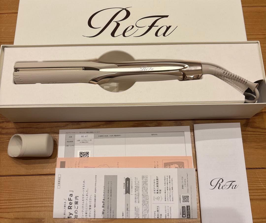 リファ　ストレートアイロンプロ