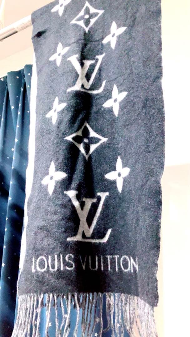 VUITTONマフラー