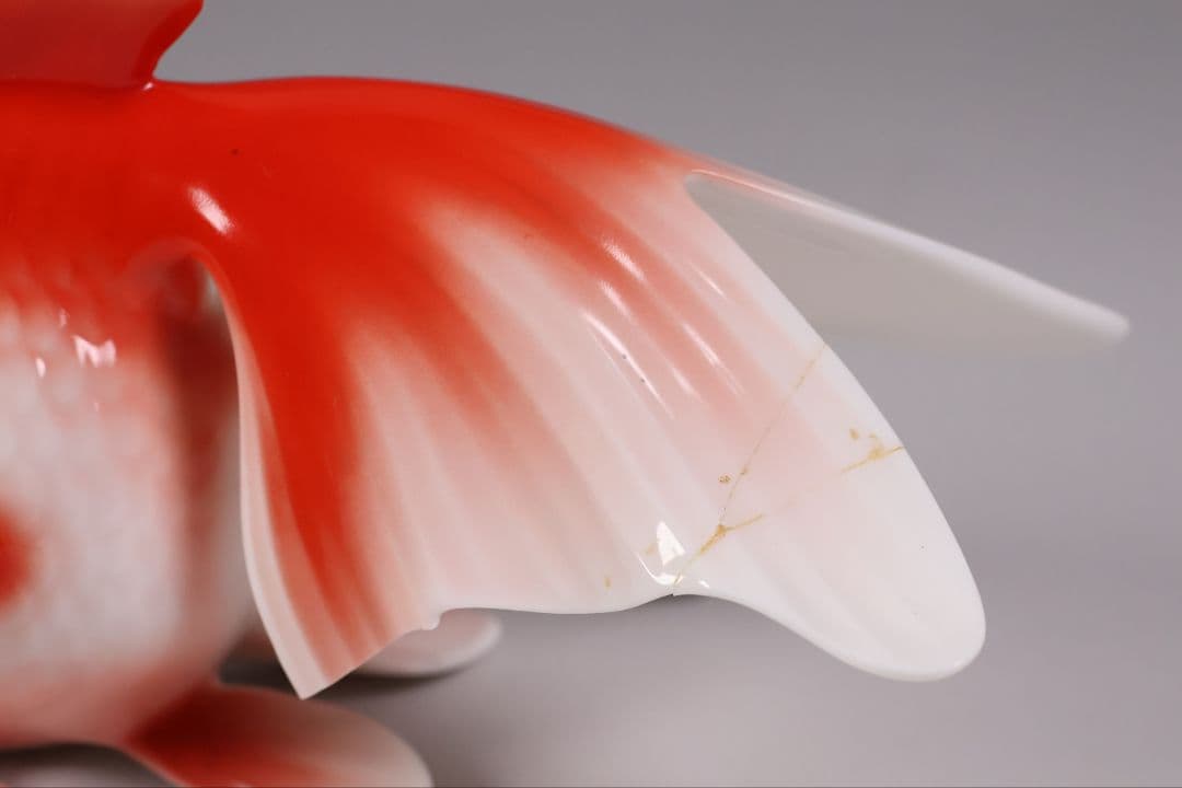 【CM316】ボーンチャイナ 金魚 置物 一点イタミありオマケ ノリタケ