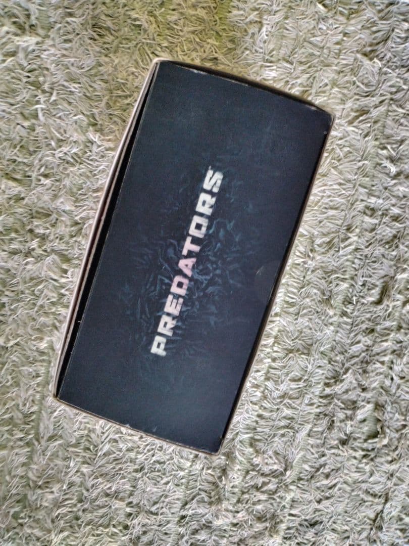 HOT TOYS ムービー・マスターピースMMS137 ファルコナー プレデター