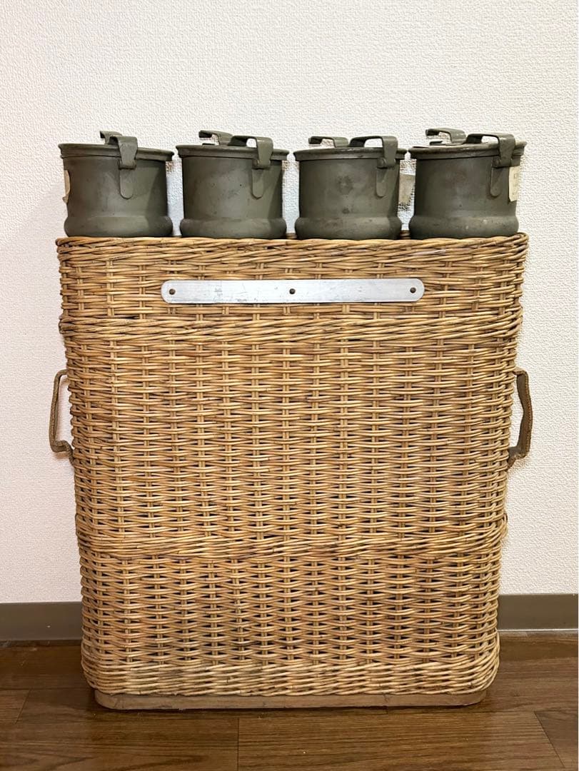 スイス軍 グレネードケース バスケット　軍放出品　弾薬入れ　ミリタリー　軍物