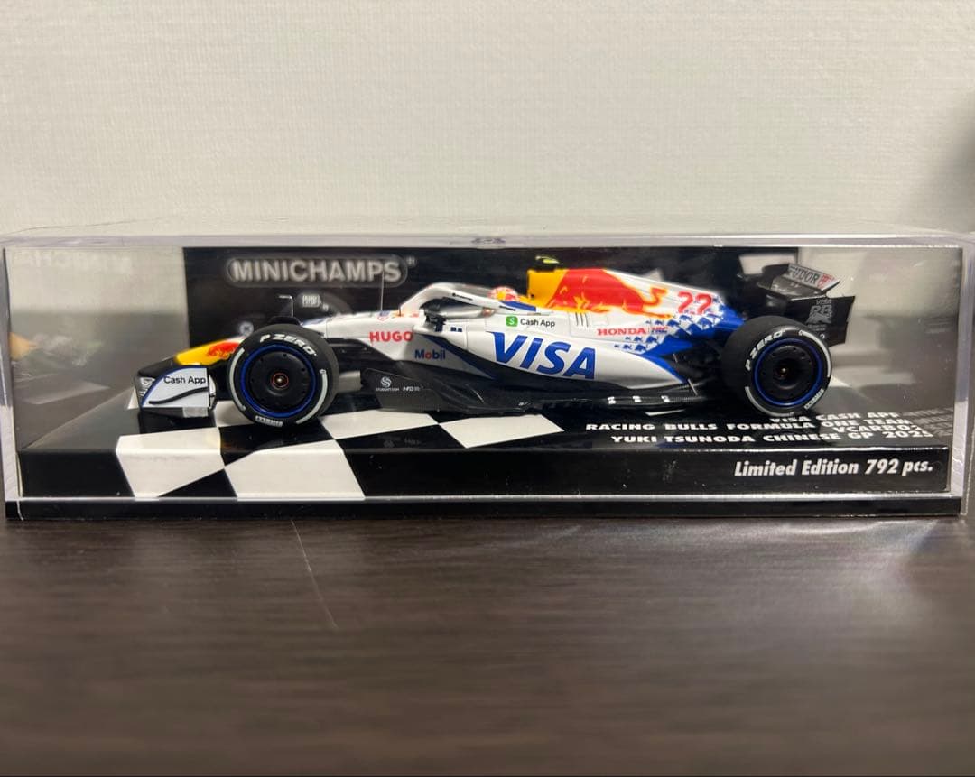 MINICHAMPS Yuki Tsunoda 2025 中国GP 限定792台