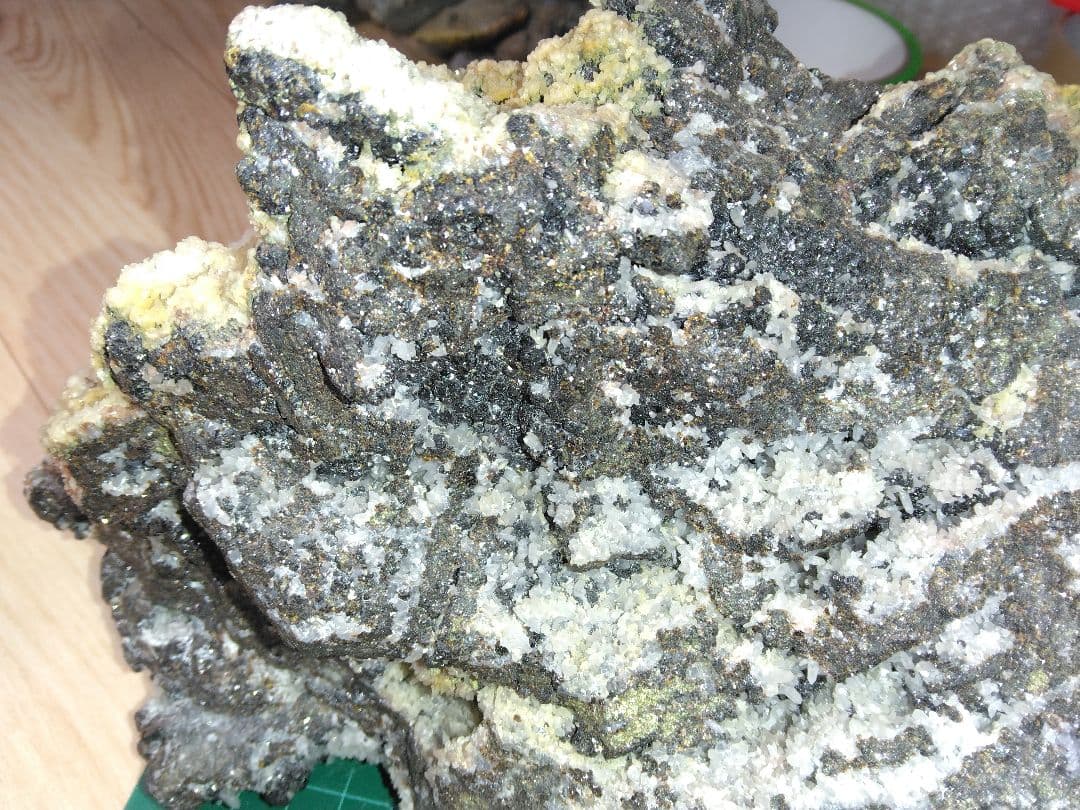 国産鉱物標本　亜鉛鉱？　大型標本