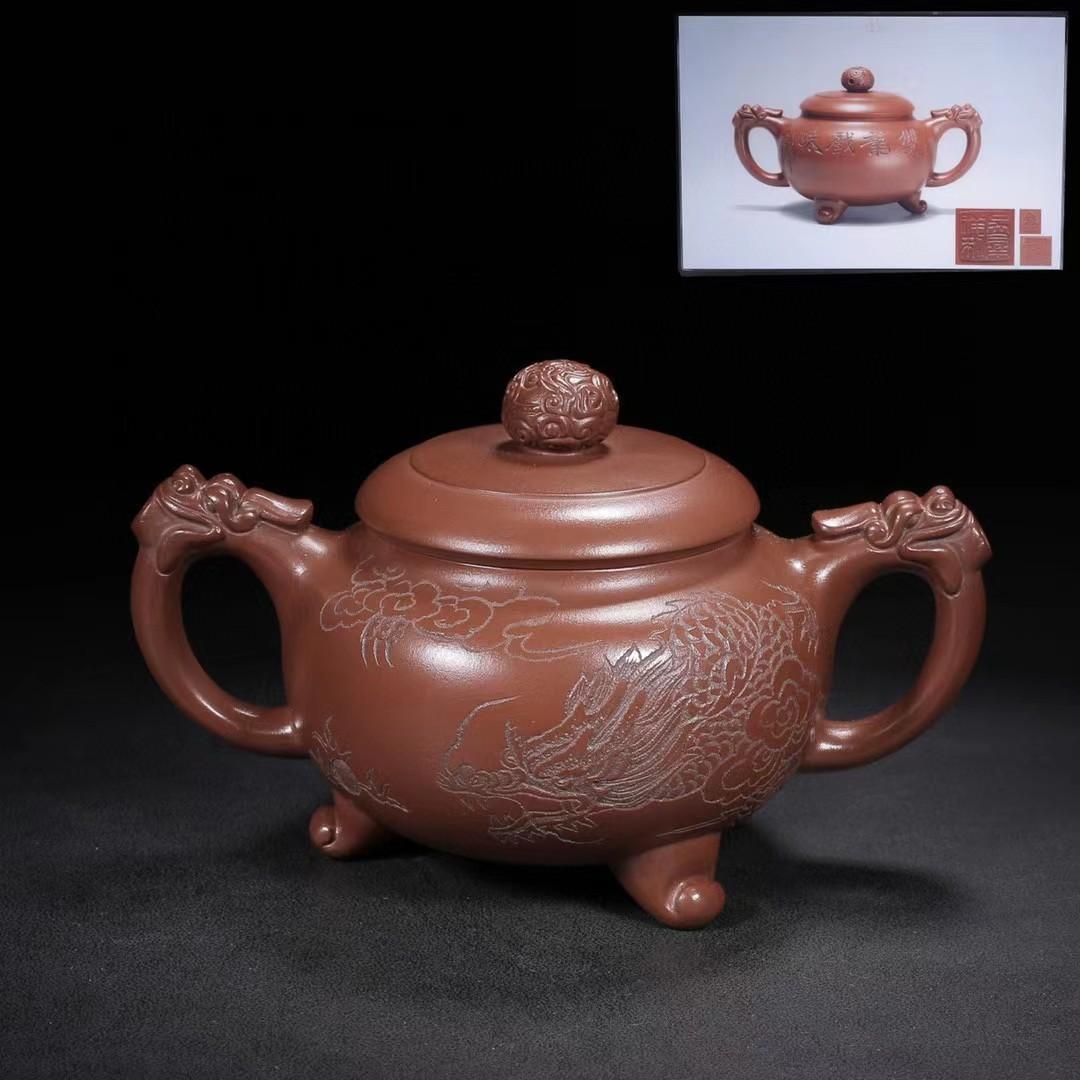 中国古美術・双龍戯珠紫砂壺・底款吳群祥紋・宜興原鉱・朱泥急須・茶壺・茶道具・置物