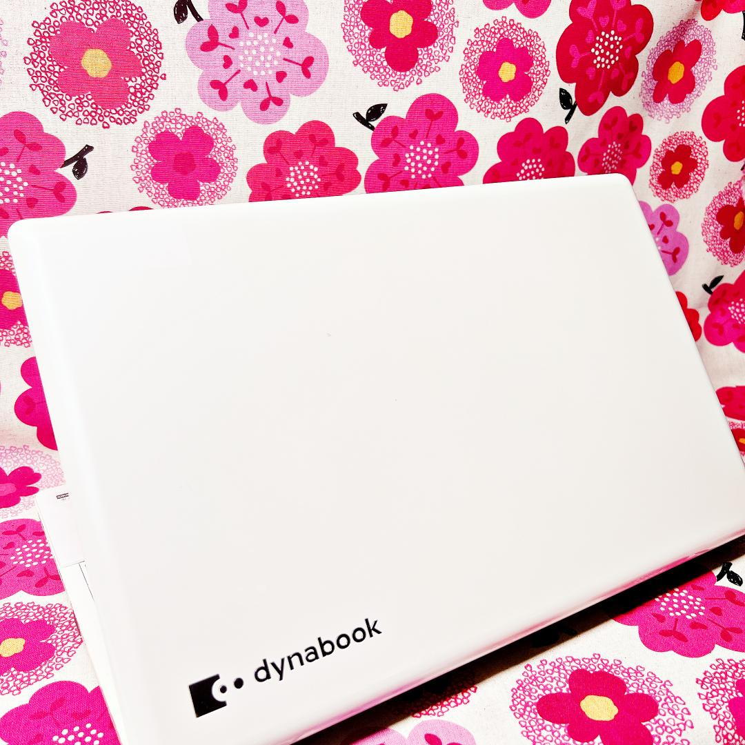 110【データ保存大容量1000GB❣️】メモリ8GB✨カメラ✨ノートパソコン✨白