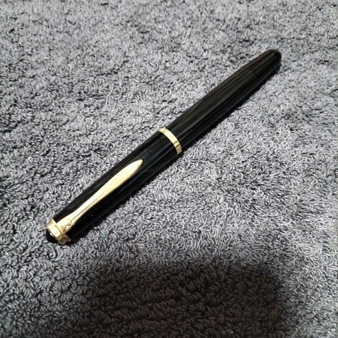 14K　PELIKAN 黒のストライプ模様 万年筆