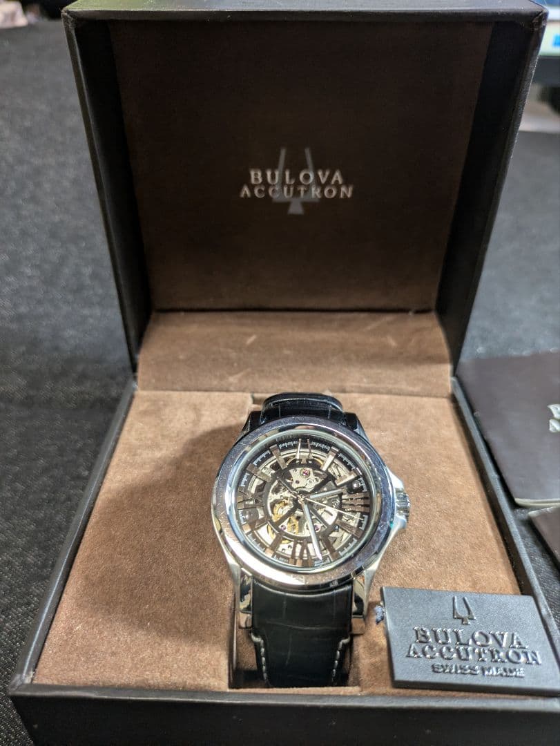 時計 Bulova Accutron SwissMade