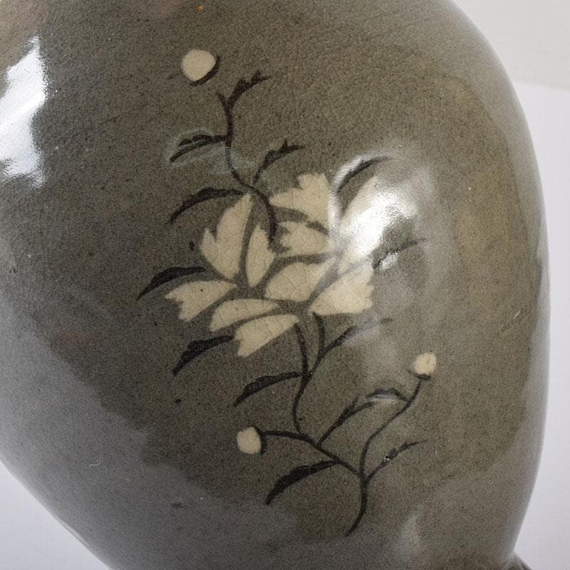 韓国美術　高麗窯　韓萬亀作　高麗青磁象嵌瓶　共箱　C　7557