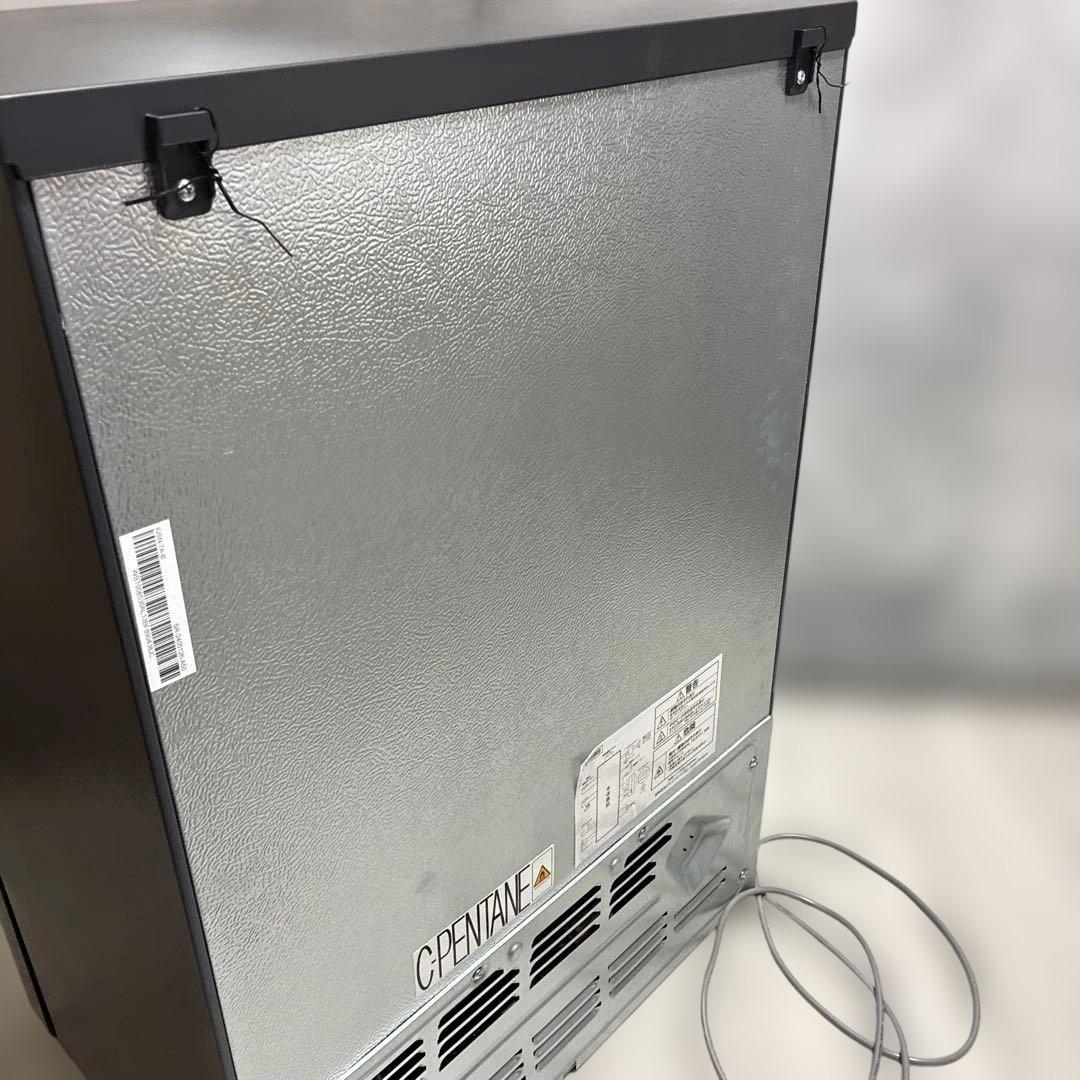 IRIS OHYAMA 黒冷蔵庫2024年 IUSN-7A-B