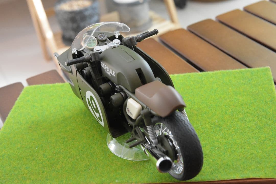 塗装済完成品 ドラゴンボール ブルマの可変式バイク