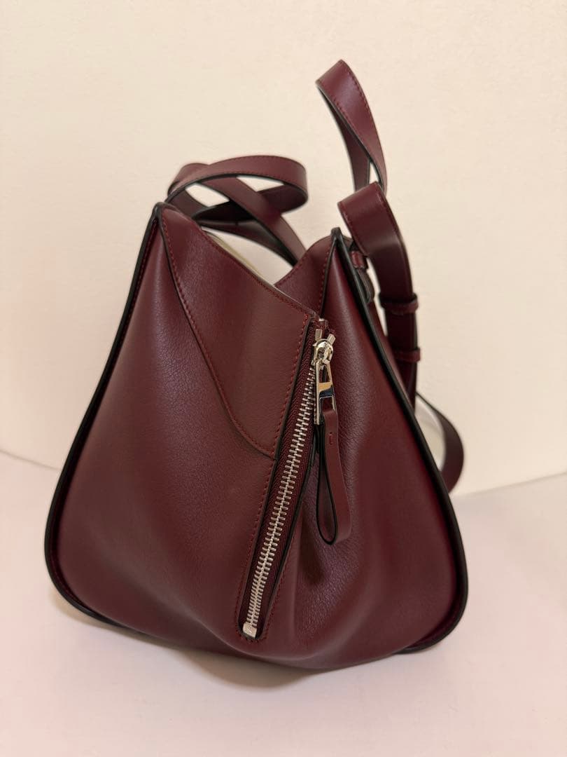 【新品未使用】☆LOEWE HAMMOCK SMALL BAG ☆バーガンディ